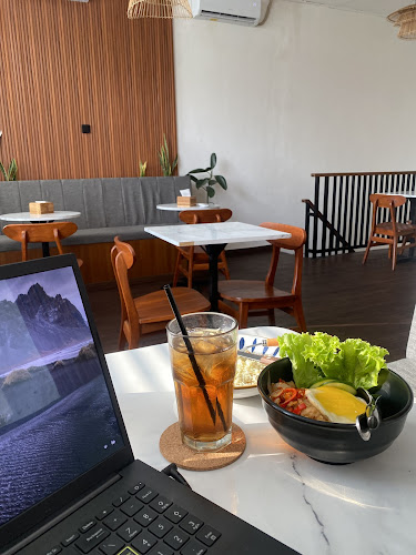 Teman Nongkrong Kamboja - Kota Denpasar