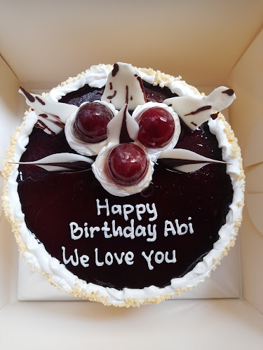 Comentarii opinii despre Zulfa Cake Shop & Bakery