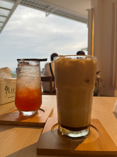 Over Horizon Resto - Gastronomi dan perhotelan