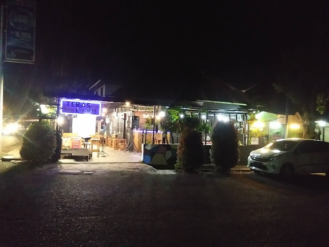 Comentarii opinii despre Teras Kayu PSP