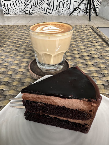 LOII Coffee - Gastronomi dan perhotelan