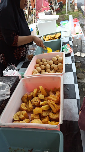 Opinii despre Aneka Gorengan TROPODO în Kota Mojokerto - Gastronomi dan perhotelan