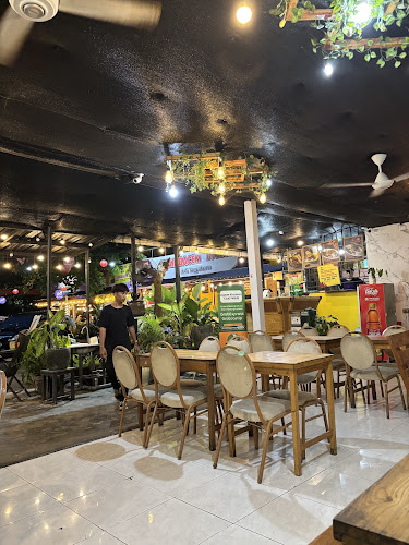 Opinii despre Ayam Kremes Cak Iwan în Kota Denpasar - Gastronomi dan perhotelan