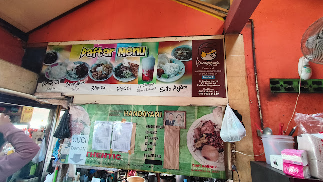 Warung Brongkos Handayani - Kota Yogyakarta