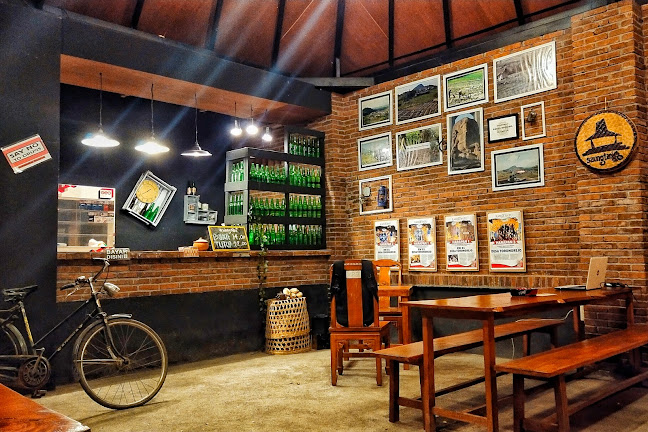 Opinii despre Saungtani Kafe în Kota Batu - Gastronomi dan perhotelan