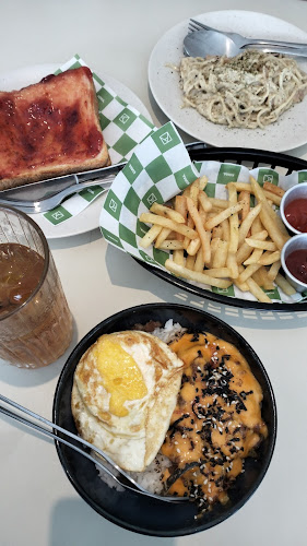 Opinii despre Koma Point în Kota Denpasar - Gastronomi dan perhotelan