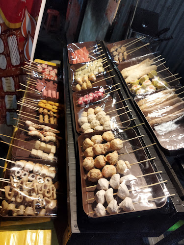 Look-Look Street Food - Surabaya