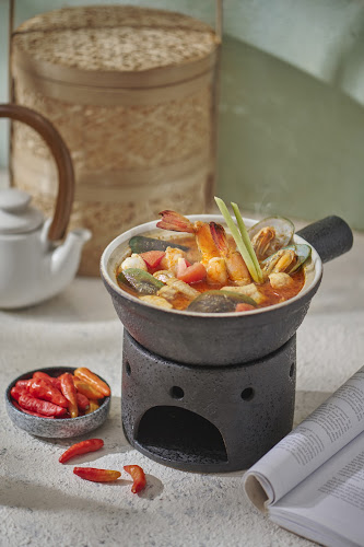 Jl. Opak No.14, RT.004/RW.01, Darmo, Kec. Wonokromo, Surabaya, Jawa Timur 60241