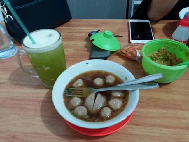 Opinii despre Bakso Pakdin în Kota Jambi - Gastronomi dan perhotelan
