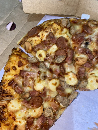 Pizza Hut Delivery - PHD Karawitan Bandung