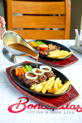 Comentarii opinii despre Boncafe Steak & Ice Cream