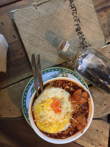 Jl. Amir Hamzah No.96Y, Mataram Tim., Kec. Mataram, Kota Mataram, Nusa Tenggara Bar. 83127