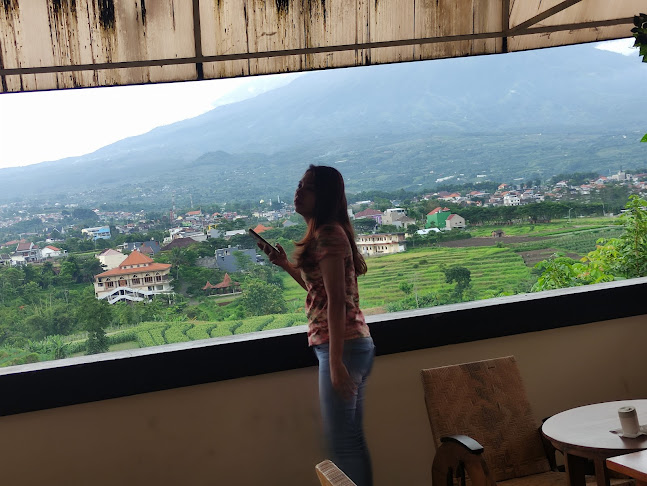 Goeboek Londho - Kota Batu