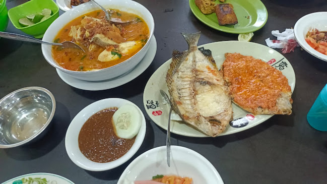 2GG9+VFG, Jl. Saranani, Korumba, Kec. Mandonga, Kota Kendari, Sulawesi Tenggara 93111