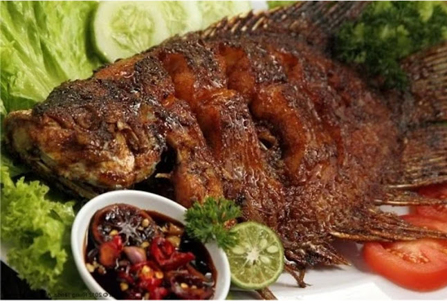 Warung Nasi Bunda - Gastronomi dan perhotelan