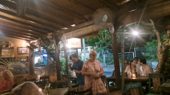 Opinii despre Warung Little Bird în Kota Denpasar - Gastronomi dan perhotelan