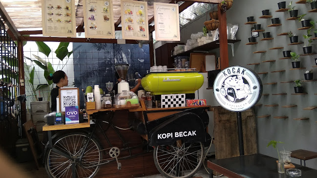 Kopi Becak - Gastronomi dan perhotelan