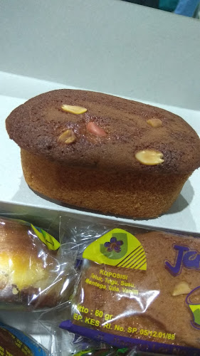 Toko Roti Jakarta - Kota Yogyakarta