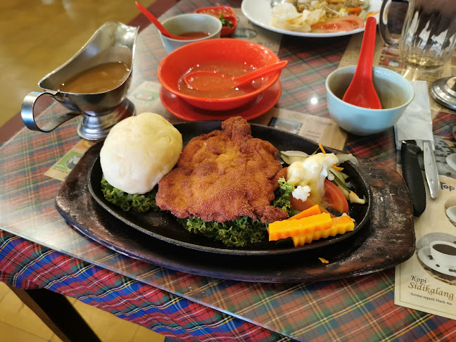 Tip Top Restaurant - Kota Medan