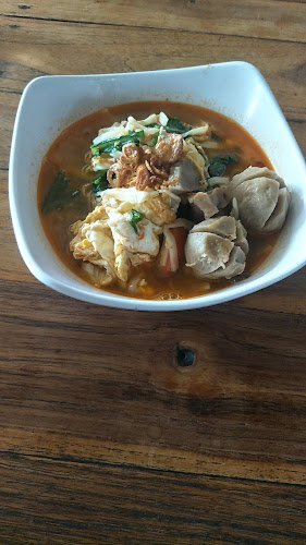 Depan kantor transnusa, Jl. Palapa No.25, Oebobo, Kec. Oebobo, Kota Kupang, Nusa Tenggara Tim. 85111