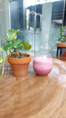 Emerald Club House, Parigi, Kec. Pd. Aren, Kota Tangerang Selatan, Banten 15227