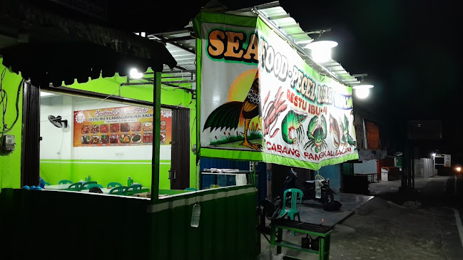 RM. SEAFOOD DAN PECEL LELE RESTU IBU 4 - Gastronomi dan perhotelan