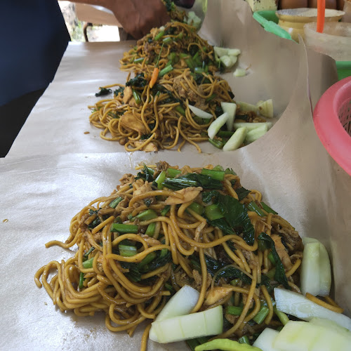 Nasi Goreng Cak Moo - Gastronomi dan perhotelan