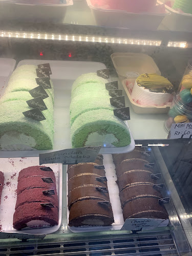 Robinson Bakery - Gastronomi dan perhotelan