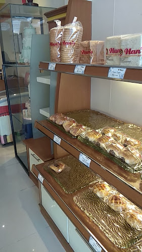 Jl. Ronggowarsito No.82, Keprabon, Kec. Banjarsari, Kota Surakarta, Jawa Tengah 57131