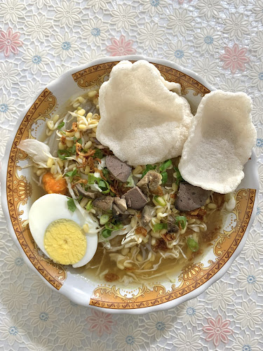 Opinii despre Bubur Ayam dan Soto Ayam Bu Eni în Kota Bandar Lampung - Gastronomi dan perhotelan