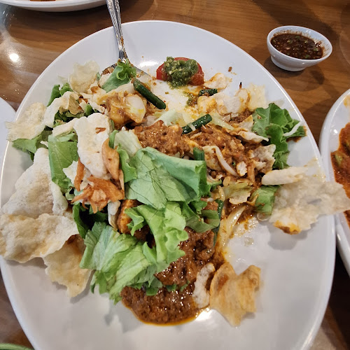 Opinii despre Restoran Miramar în Kota Medan - Gastronomi dan perhotelan