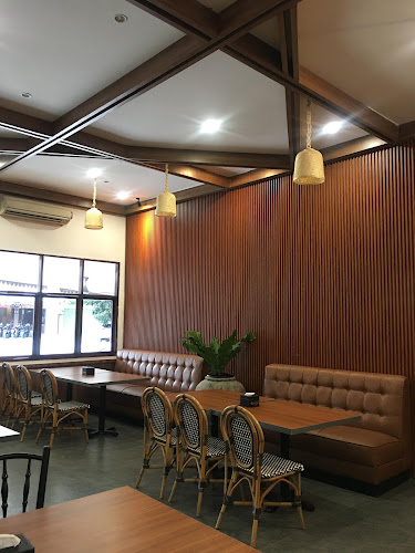 KINAR RESTO PAHOMAN - Gastronomi dan perhotelan