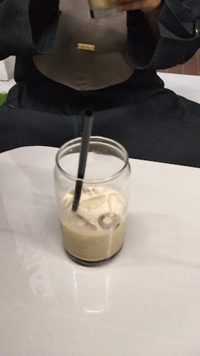 Opinii despre SAUDAGAR PEUNAYONG CAFE în Kota Banda Aceh - Gastronomi dan perhotelan