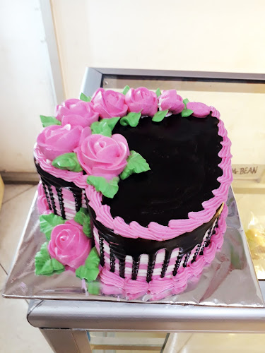 Comentarii opinii despre DL cake&bakery pondok kacang