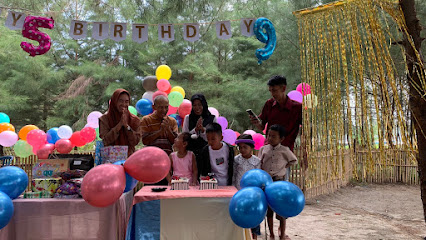 Pantai Cemara Jejer Keyla