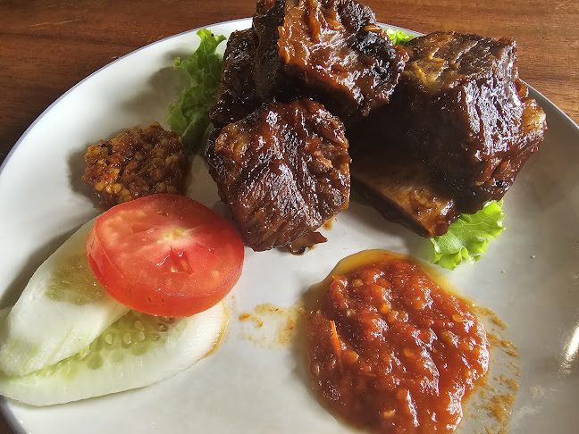 Comentarii opinii despre Zuka Saung Iga Konro