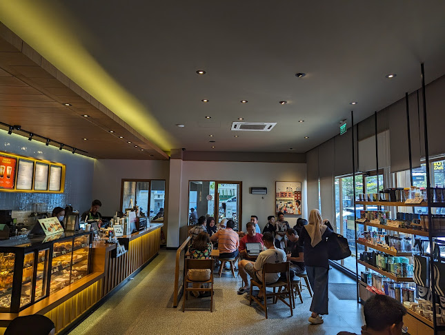 Starbucks Karunrung - Gastronomi dan perhotelan