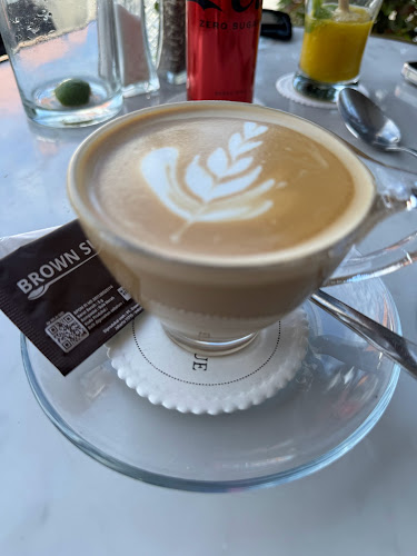 Brasserie République - Gastronomi dan perhotelan