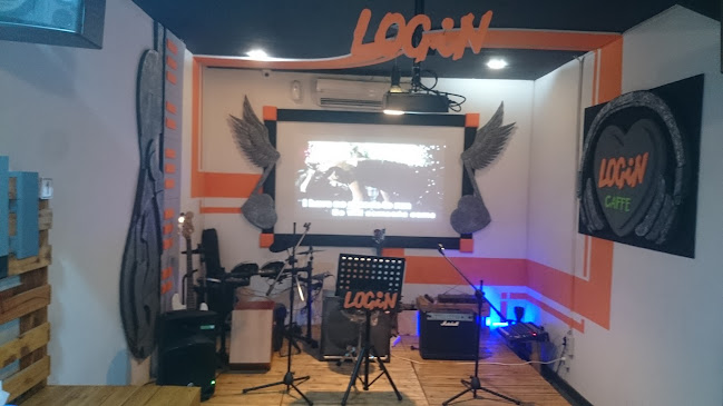 log!n (Coffee, Drink, Eat) - Gastronomi dan perhotelan