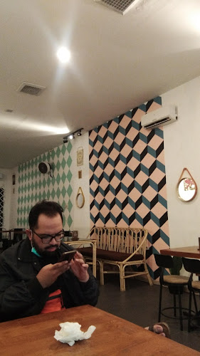 Opinii despre TEN COFFEE în Kota Medan - Gastronomi dan perhotelan