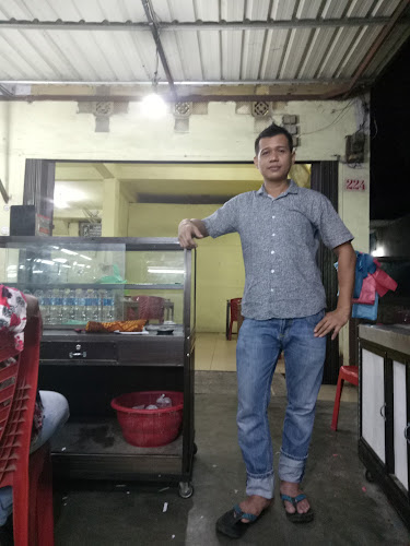 Rumah Makan Putra Buana