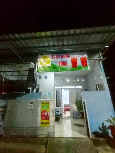 Opinii despre Kedai Teh Kekinian Teh Krampul Solo în Kota Semarang - Gastronomi dan perhotelan