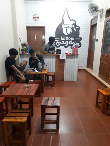Jl. RSI Faisal XII No.40 B, Banta-Bantaeng, Kec. Rappocini, Kota Makassar, Sulawesi Selatan 90222