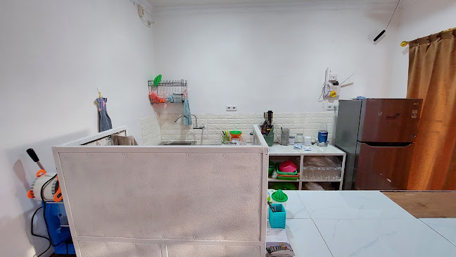 Hale Cold Pressed Juice