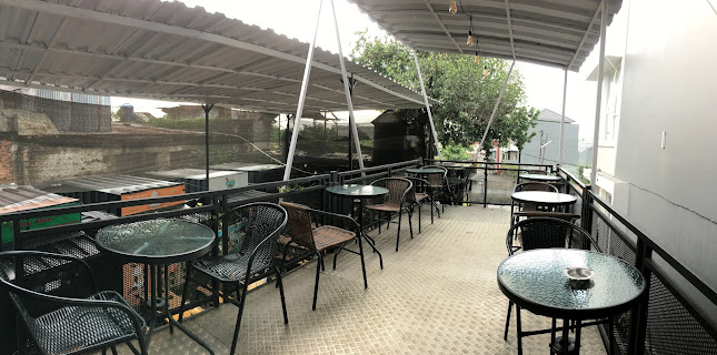 Warunk Container 79 - Gastronomi dan perhotelan