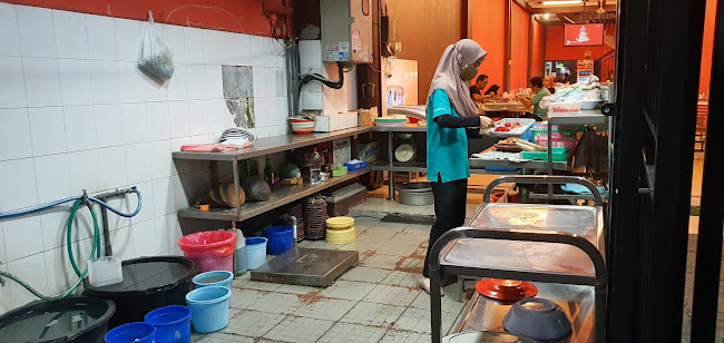 Kepiting Cak Gundul 1992 - Gastronomi dan perhotelan