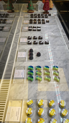 Seseduh Resto & Lounge Semarang