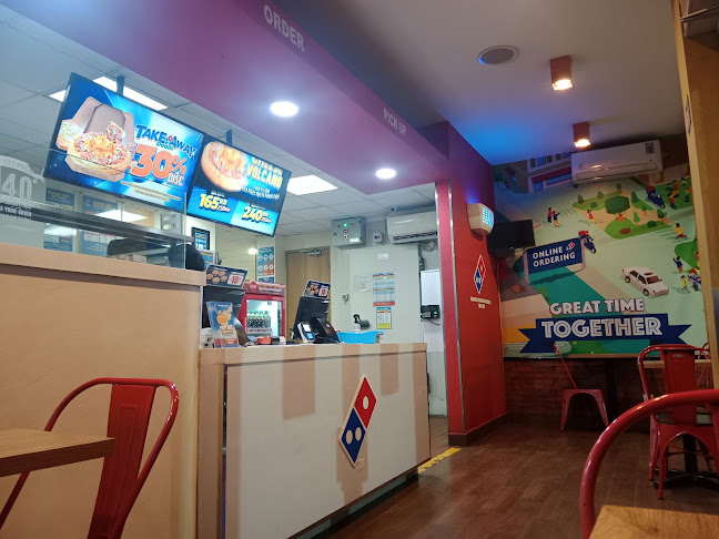 Domino's Pizza Probolinggo - Gastronomi dan perhotelan