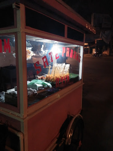 Jl. Ps. 1 No.2, Tj. Sari, Kec. Medan Selayang, Kota Medan, Sumatera Utara 20154