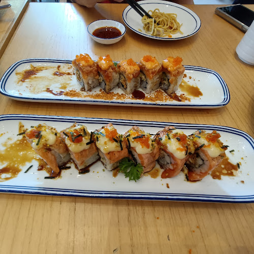 Sushi Hiro - Gastronomi dan perhotelan